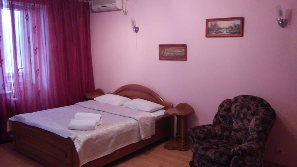 Central Apartments Kyiv Room photo